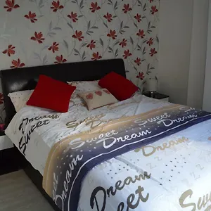  Apartment Victoria House